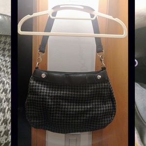 Thirty-One Skirt Purse With Houndstooth Skirt